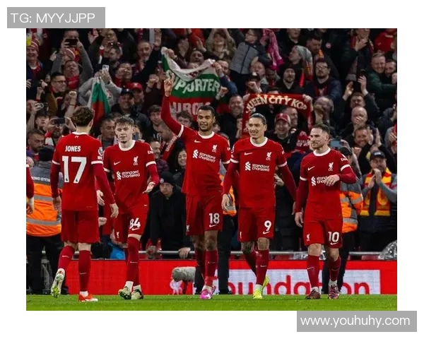 利物浦与曼联对决裁判分析及比赛影响探讨